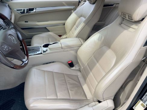 Used 2011 Mercedes-Benz E 350 E 350 image 20