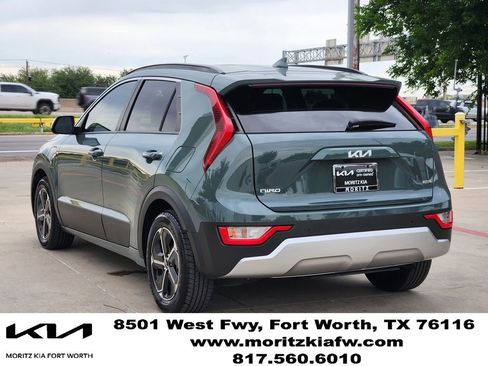 Certified 2023 Kia Niro EX FWD image 6