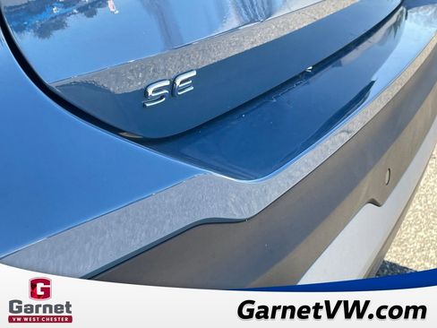 Used 2025 Volkswagen Tiguan SE image 39