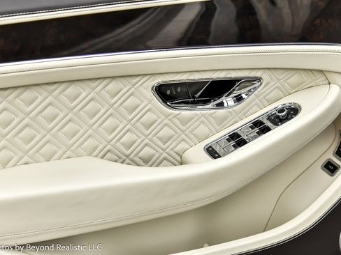 Used 2020 Bentley Continental GT image 20