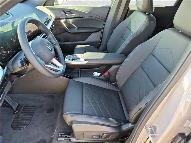 New 2027 BMW X1 xDrive28i w/ Technology Package AWD/4WD image 4