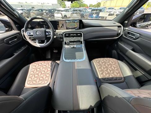 New 2025 Nissan Armada Platinum Reserve AWD/4WD image 13