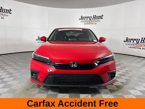 Used 2024 Honda Civic Touring image 3