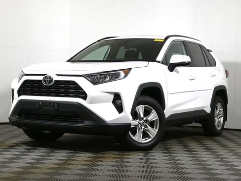 Used 2021 Toyota RAV4 XLE w/ Convenience Package AWD/4WD image 1