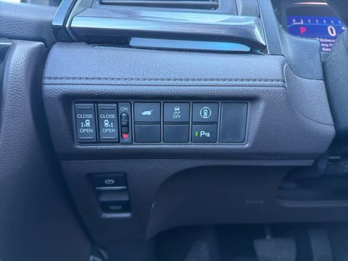 Certified 2023 Honda Odyssey Elite image 19