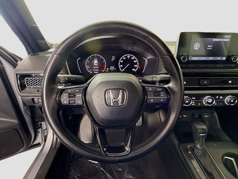 Used 2023 Honda Civic Sport image 13