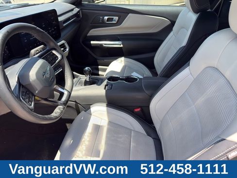 Used 2025 Ford Mustang GT Premium RWD image 12