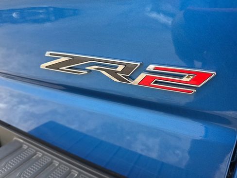 Used 2022 Chevrolet Silverado 1500 ZR2 w/ Technology Package image 43