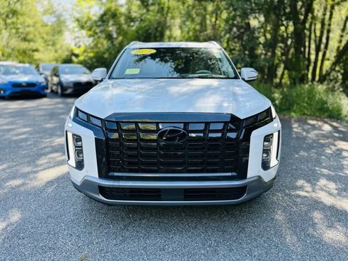 Used 2024 Hyundai Palisade Limited image 2