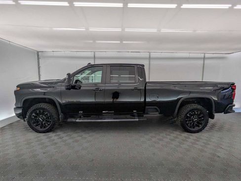 Used 2025 Chevrolet Silverado 3500 LT w/ Trail Boss Package AWD/4WD image 3