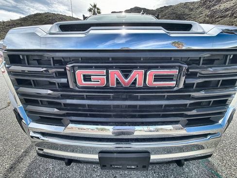 New 2025 GMC Sierra 3500 Pro AWD/4WD image 27
