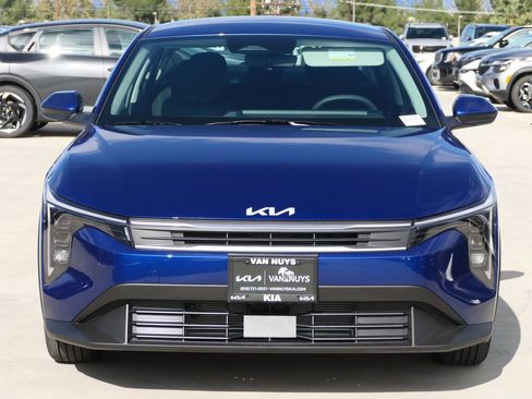 New 2025 Kia K4 LXS image 7