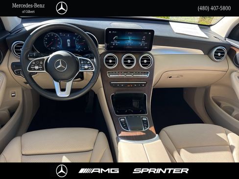 Certified 2022 Mercedes-Benz GLC 300 w/ Premium Package Lite image 23