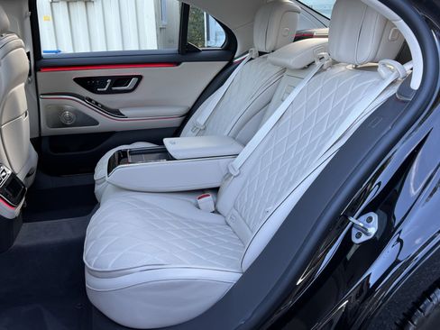 Certified 2023 Mercedes-Benz S 580 4MATIC Sedan image 23