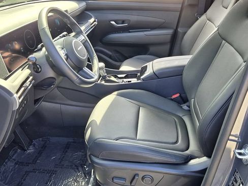 Used 2025 Hyundai Tucson SEL FWD image 11