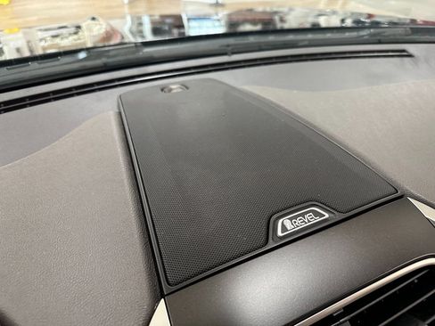 Used 2019 Lincoln Nautilus Reserve image 34