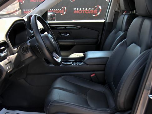 Used 2024 Honda Pilot EX-L image 18