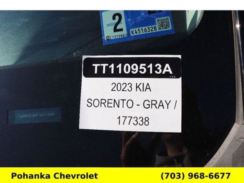 Used 2023 Kia Sorento SX Prestige image 34