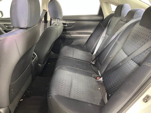 Used 2016 Nissan Altima 2.5 SV w/ Convenience Package FWD image 10
