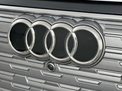 Used 2023 Audi Q4 e-tron Premium w/ Convenience Package image 15