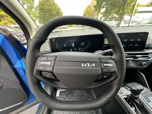 New 2026 Kia Sportage EX w/ EX Panorama Roof Package image 47