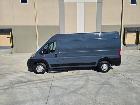 Used 2019 RAM ProMaster 2500 image 3