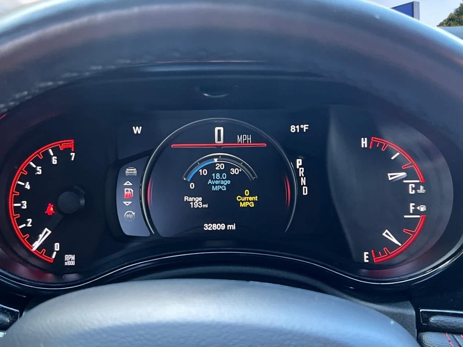 Used 2025 Dodge Durango GT AWD/4WD image 17