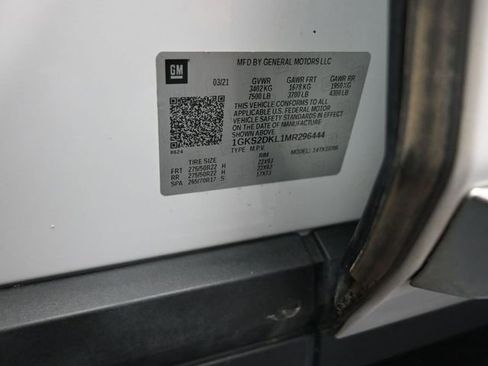 Used 2021 GMC Yukon Denali w/ Denali Premium Package image 15