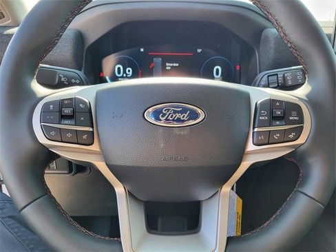 New 2026 Ford Explorer Active image 4
