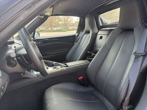 Used 2025 MAZDA MX-5 Miata RF Grand Touring w/ Weather Package image 8