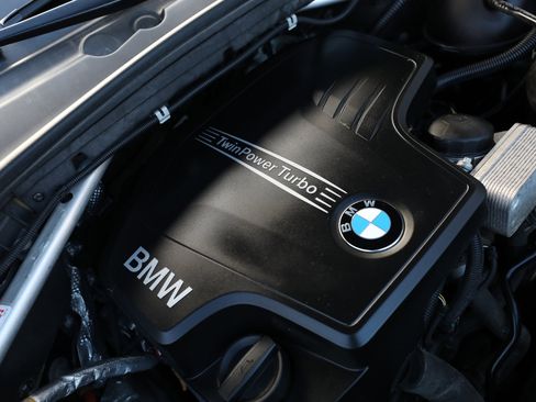 Used 2016 BMW X3 xDrive28i image 32