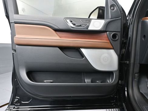 Used 2024 Lincoln Navigator L Reserve w/ Equipment Group 201A image 19