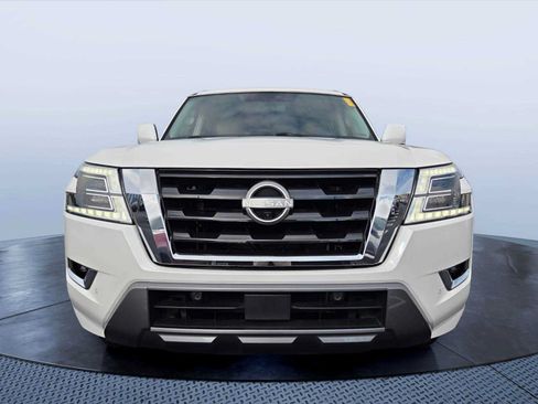 Used 2021 Nissan Armada SL w/ Captain's Chairs Package RWD image 8