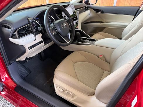 Used 2024 Toyota Camry LE w/ Convenience Package FWD image 2