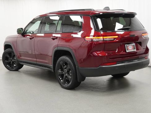 Certified 2025 Jeep Grand Cherokee L Limited w/ Luxury Tech Group II AWD/4WD image 15
