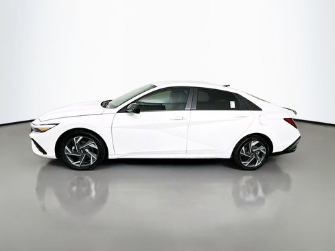 New 2025 Hyundai Elantra Sport image 8