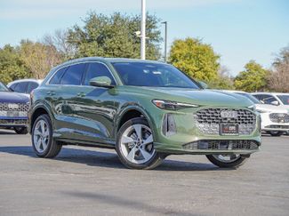 New 2025 Audi Q5 Premium Plus video 1