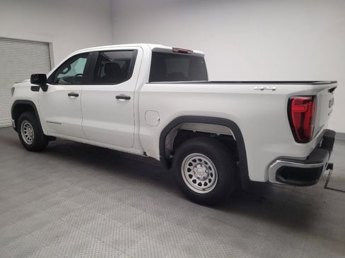 Used 2022 GMC Sierra 1500 Pro w/ Pro Value Package AWD/4WD image 3