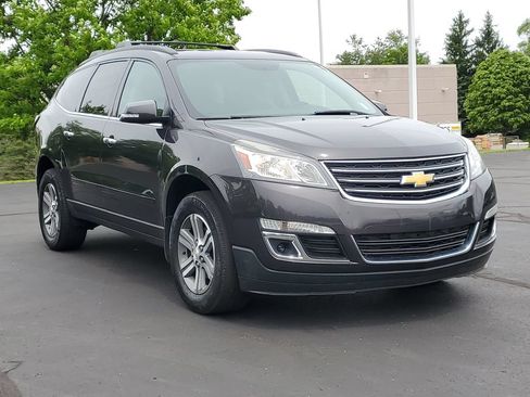 Used 2016 Chevrolet Traverse LT AWD/4WD image 2