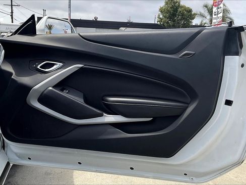 Used 2018 Chevrolet Camaro LT image 21