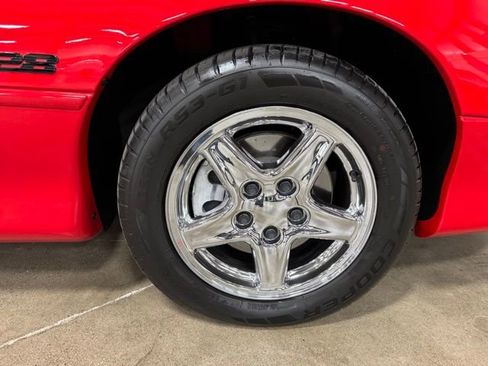 Used 1998 Chevrolet Camaro Z28 w/ Preferred Equipment Group 2 RWD image 30