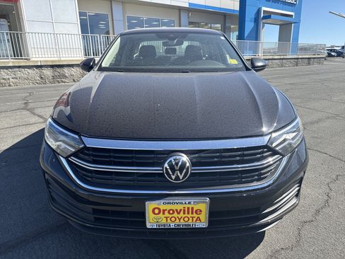 Used 2024 Volkswagen Jetta S FWD image 8