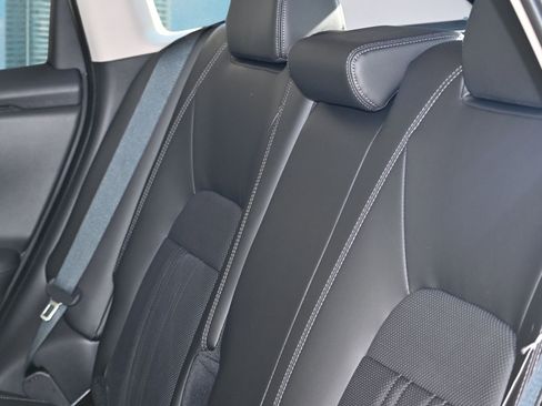 New 2026 Honda HR-V EX-L image 19