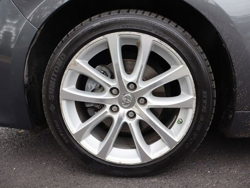 Used 2013 Toyota Avalon Limited image 42