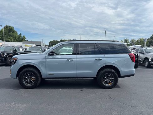 New 2027 Ford Expedition Tremor w/ Driver's Package AWD/4WD image 8