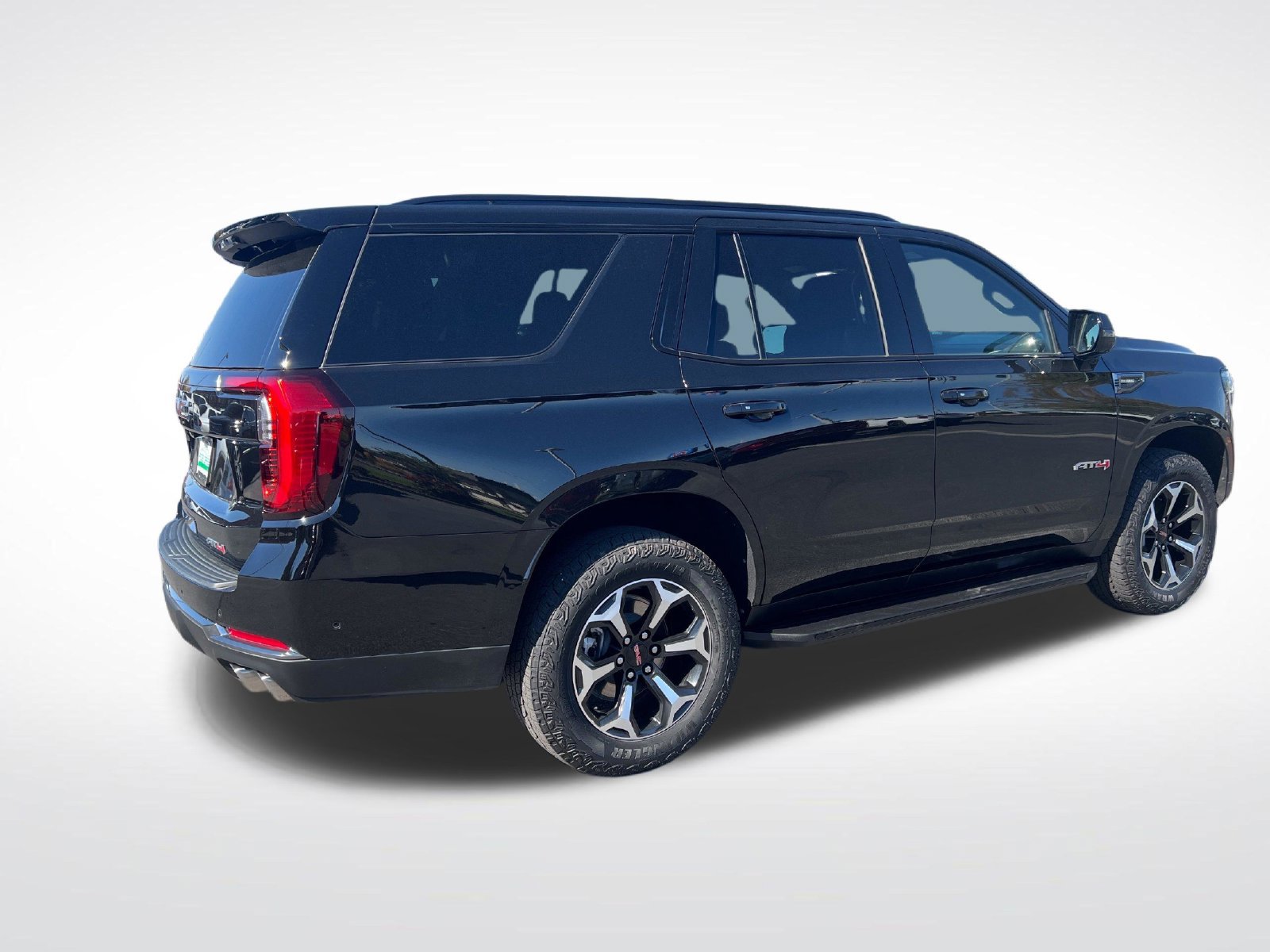 Used 2026 GMC Yukon AT4 w/ Premium Trailering Package AWD/4WD image 3
