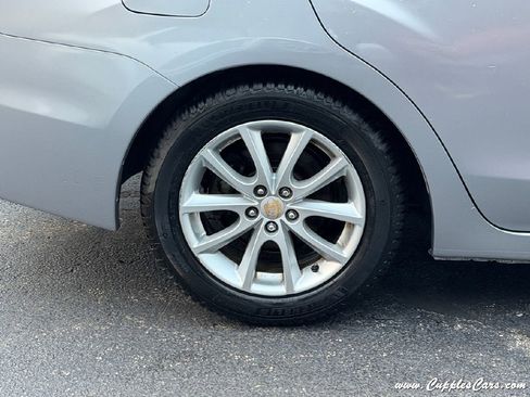 Used 2013 Subaru Impreza 2.0i Premium w/ All-Weather Pkg image 40