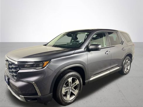 Used 2024 Honda Pilot EX-L image 2