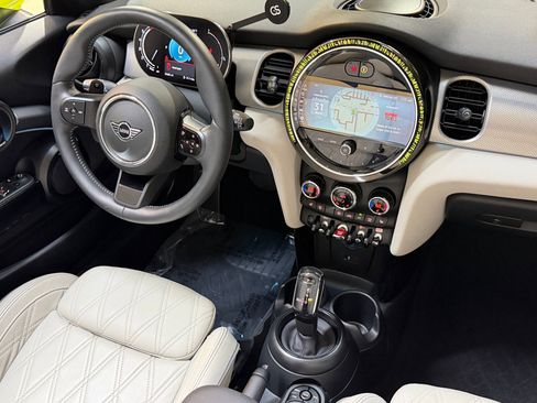 Used 2024 MINI Cooper S w/ Signature Upholstery Package image 4