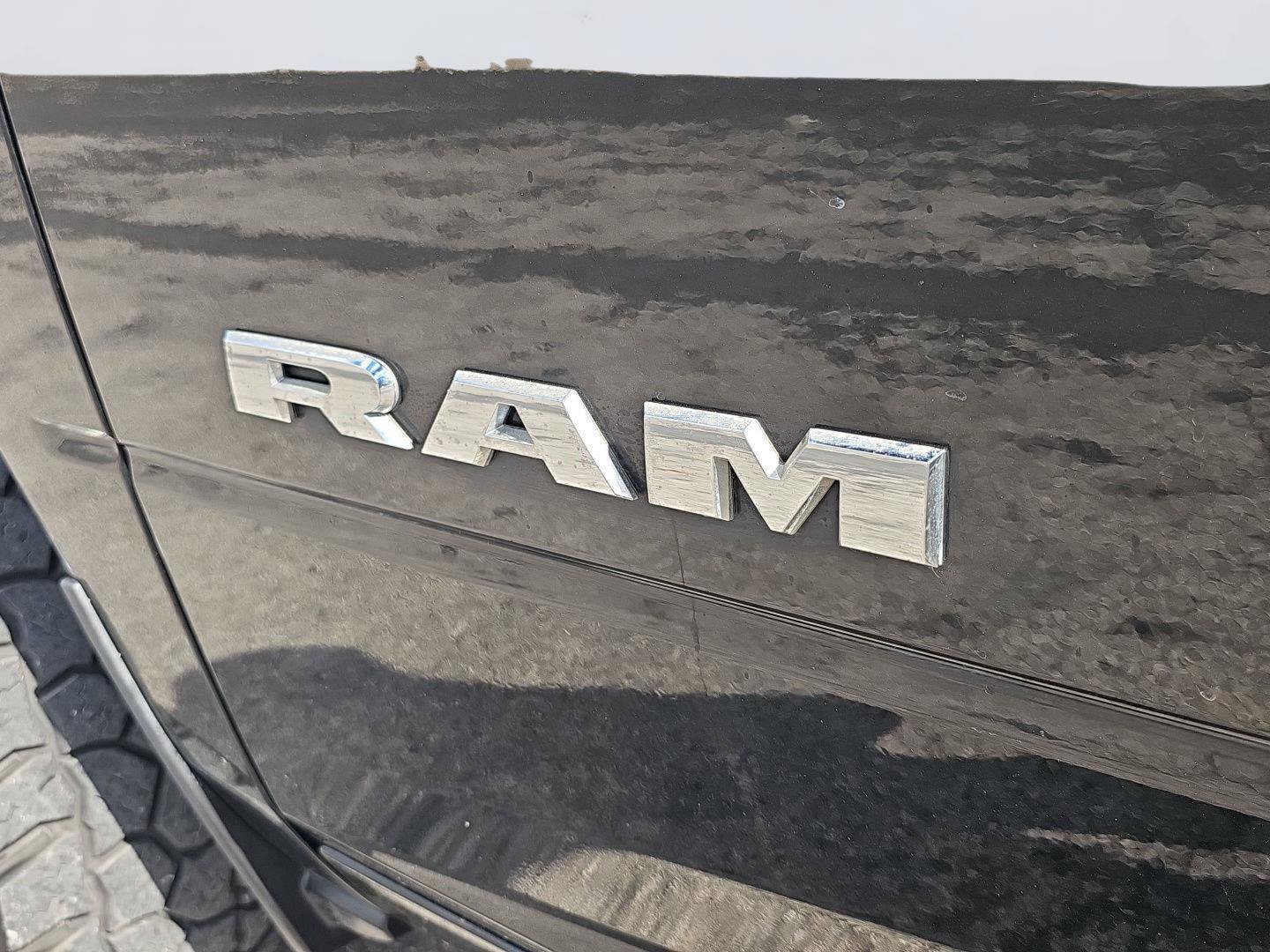 Used 2024 RAM 3500 Lone Star w/ Sport Appearance Package AWD/4WD image 11